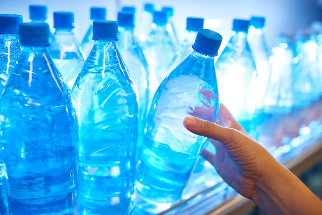 close-up-of-hand-pick-up-water-bottle-from-shelf|BPA-3|BPA-3-1|BPA-7|BPA-PC|plastic-bottles-500×500|Ramyashree